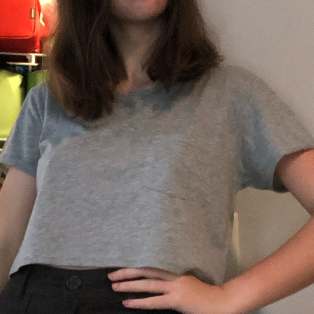 Grey crop top